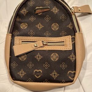 NWT Brown Apricot Patterned Women's Faux Leather Backpack Purse